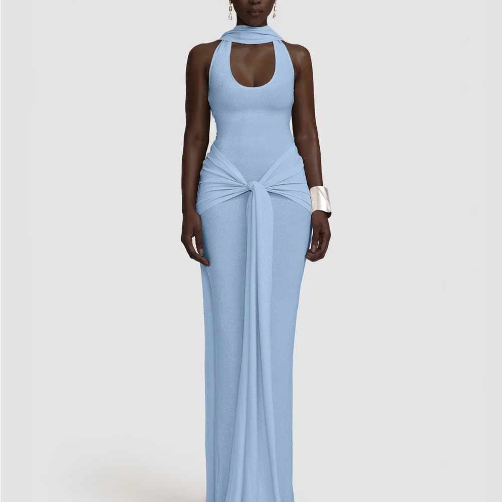 BBX BRAND NAOMI MAXI DRESS - ICED GLACIER